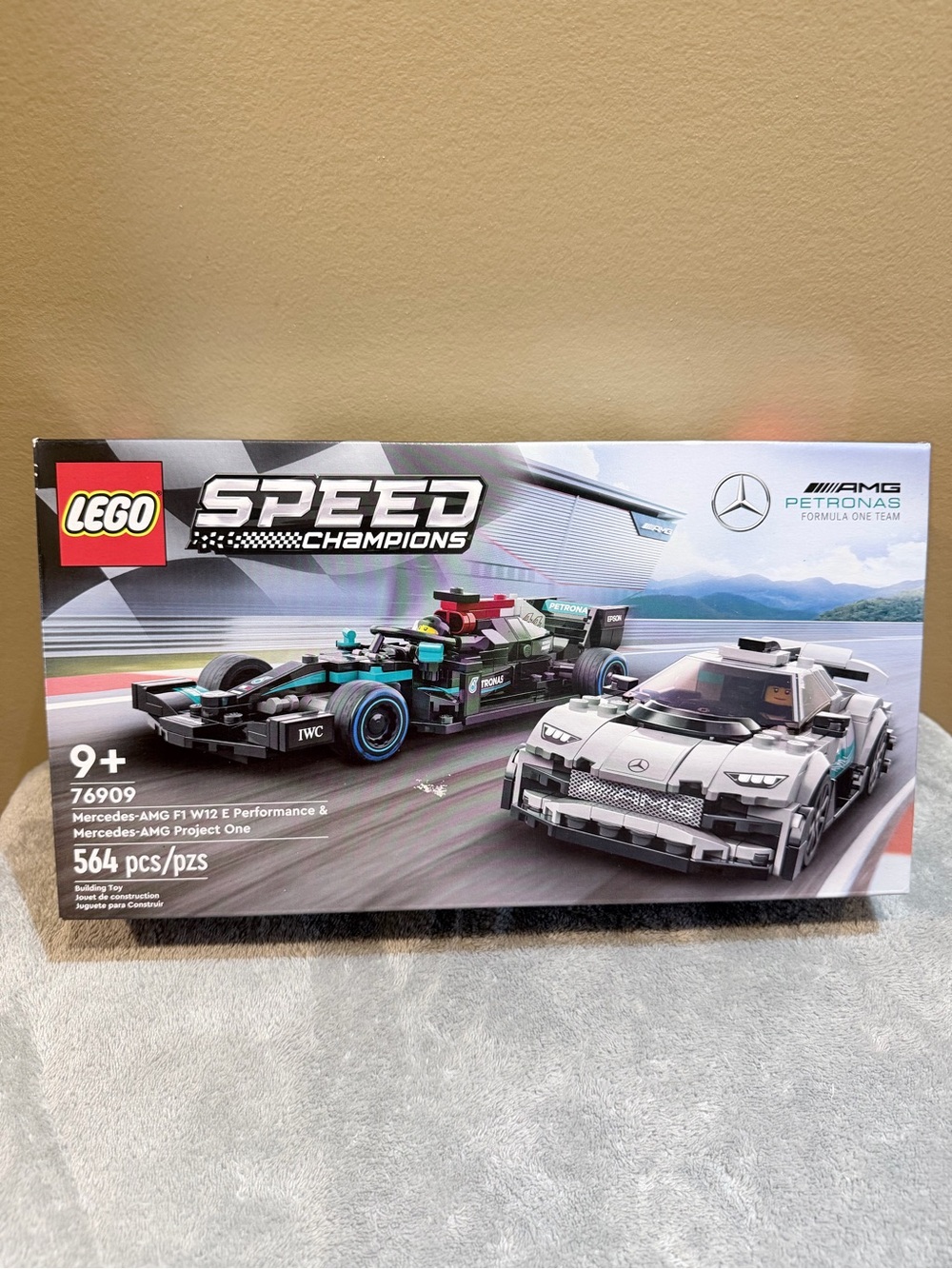 Lego Speed Champions Mercedes-AMG Set -Unopened